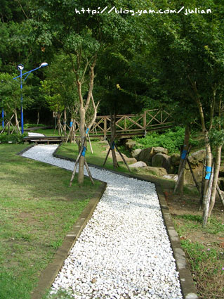 051001二叭子植物園17